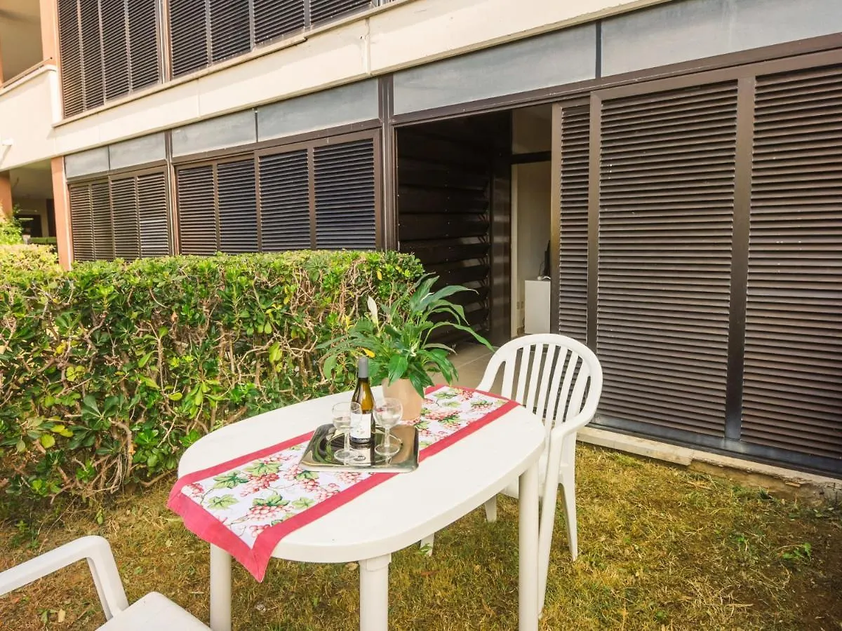 Apartment Magnolia-17 By Interhome Marina Di Bibbona